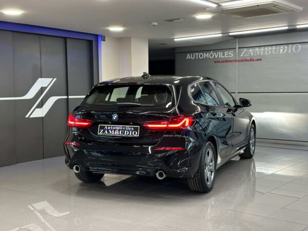 BMW carroceria deportiva coche negro tubo de escape nuevo